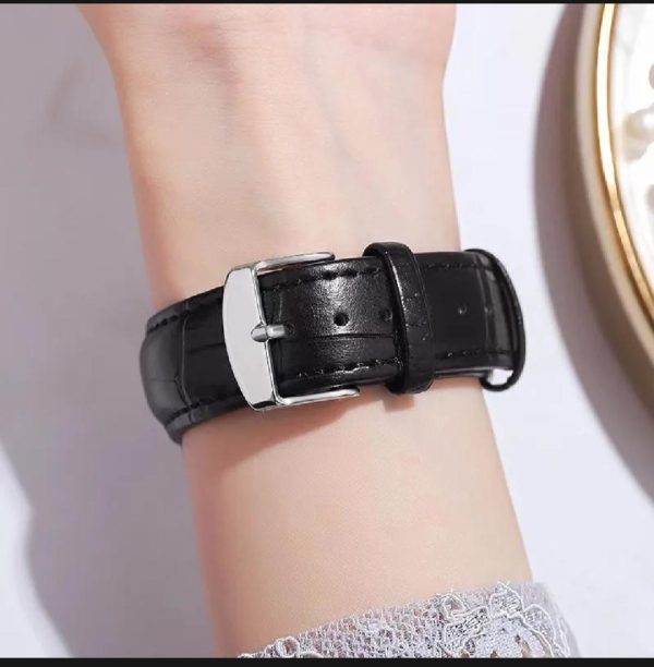 Black Aura Quartz Watch – Lightweight Design, , Premium Quality & Finish