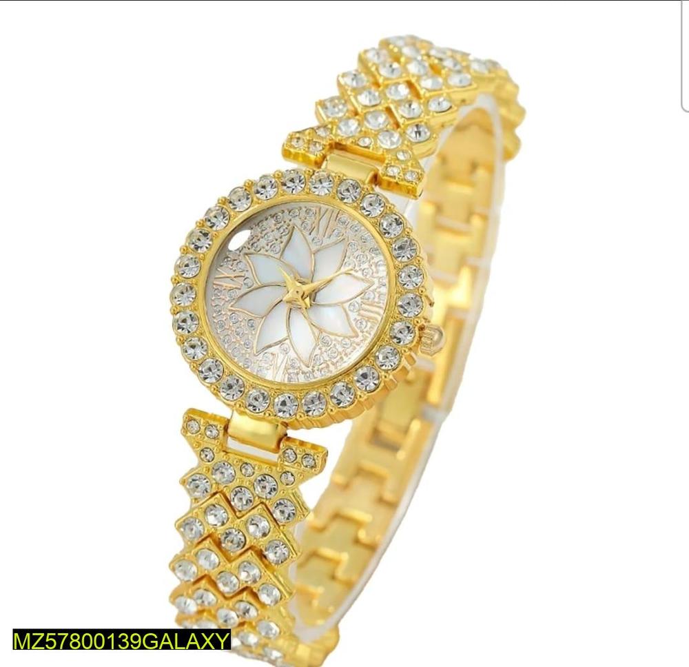 Golden Charm – Stainless Steel Women’s Watch with Textured Strap