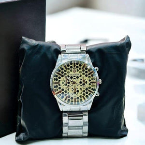 Timeless Strength – Men’s Water Resistant Quartz Watch